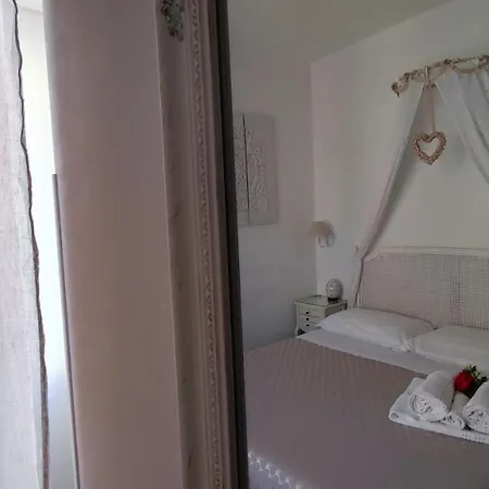 Oda ve Kahvaltı Beb Pignatelli 4*