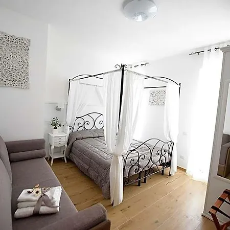 Beb Pignatelli Couette-café