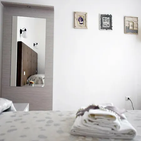 Nocleg ze śniadaniem Beb Pignatelli 4*