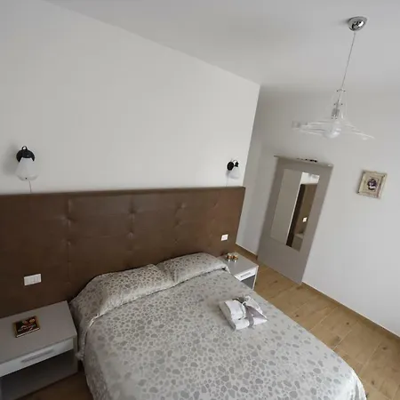 Beb Pignatelli فندق مبيت وإفطار ماتيرا