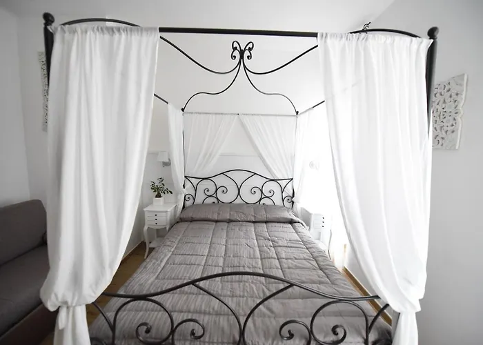 Beb Pignatelli Bed & Breakfast