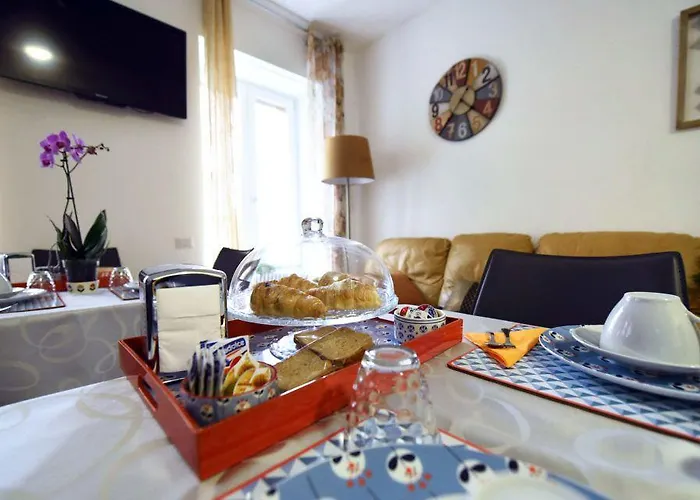 Beb Pignatelli Bed & Breakfast 4*